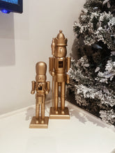 Load image into Gallery viewer, Set of Two Wooden Nutcrackers
