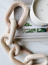Load image into Gallery viewer, Decorative Wood Link Chain