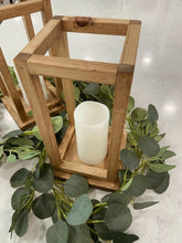 Load image into Gallery viewer, Set of Two Lanterns