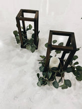 Load image into Gallery viewer, Set of Two Lanterns