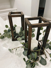 Load image into Gallery viewer, Set of Two Lanterns