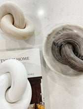 Load image into Gallery viewer, Wooden Knot